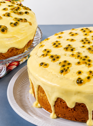 Bolo de Maracujá com Cobertura