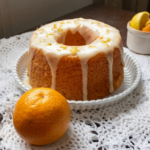 Bolo de Laranja com Cobertura de Glacê