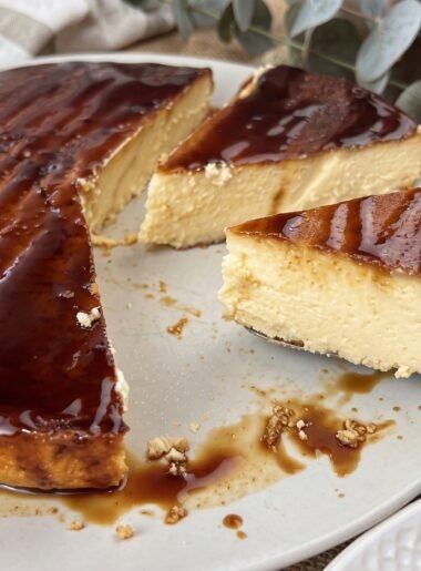 Torta de Queijo com Calda de Caramelo