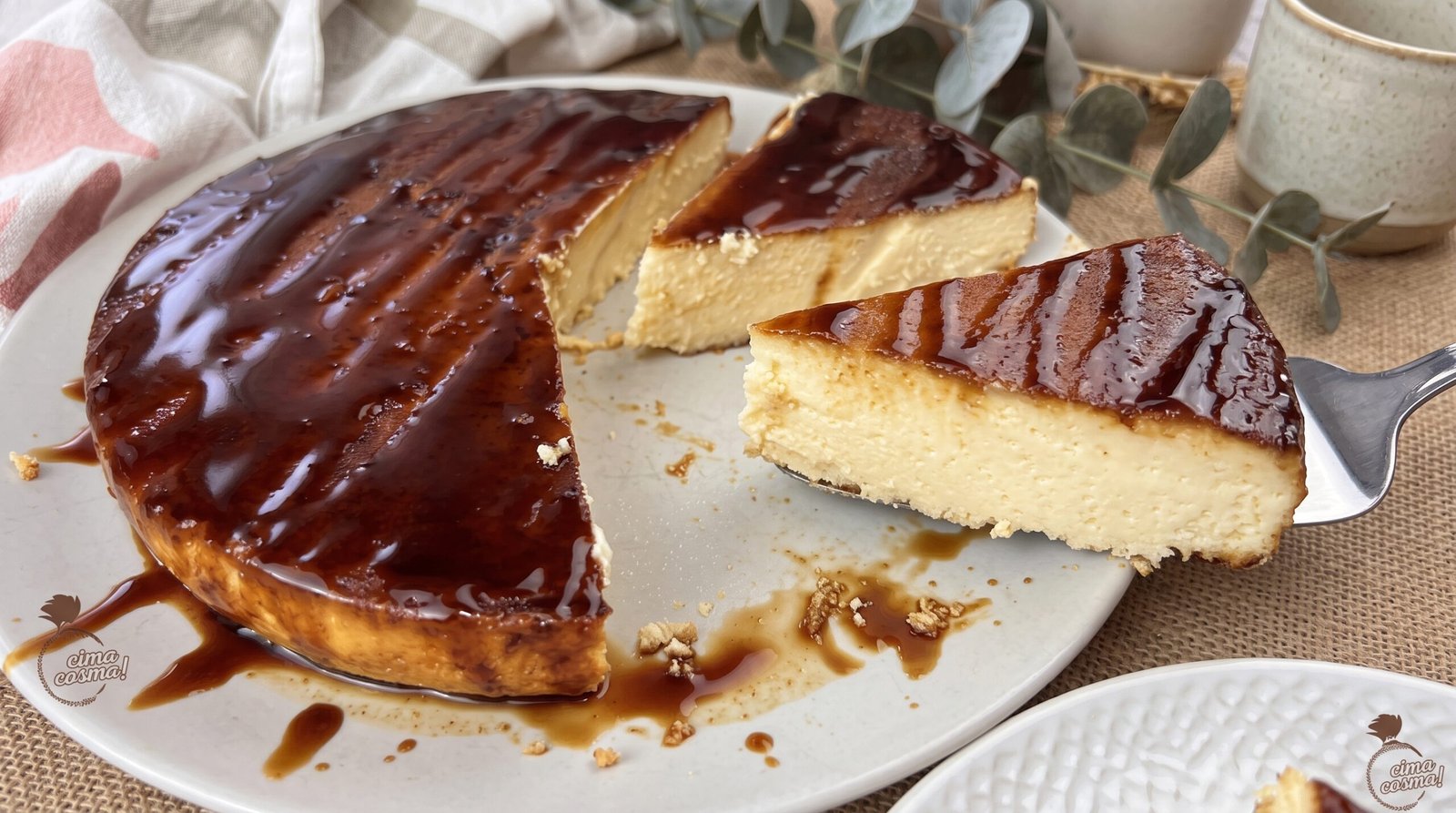 Torta de Queijo com Calda de Caramelo