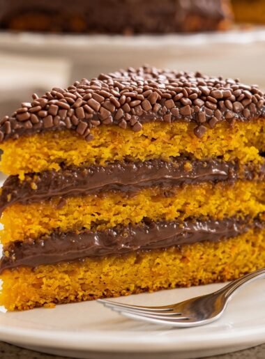 Bolo de Cenoura com Brigadeiro