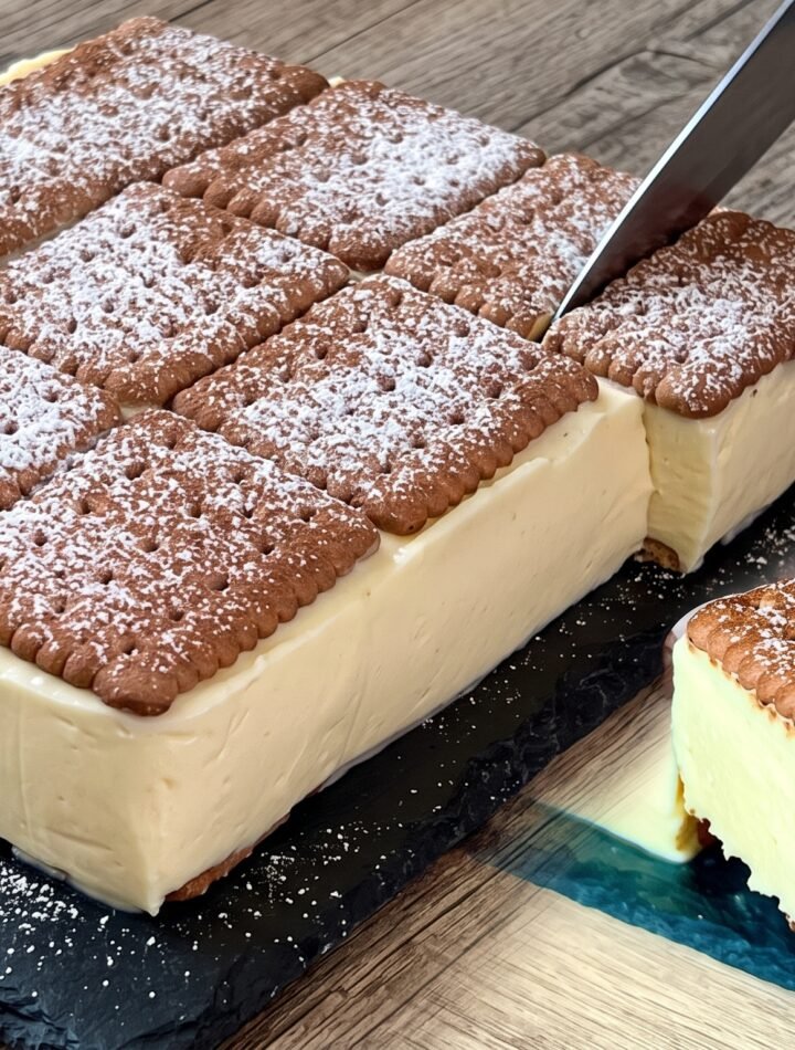 Sobremesa Gelada de Biscoito